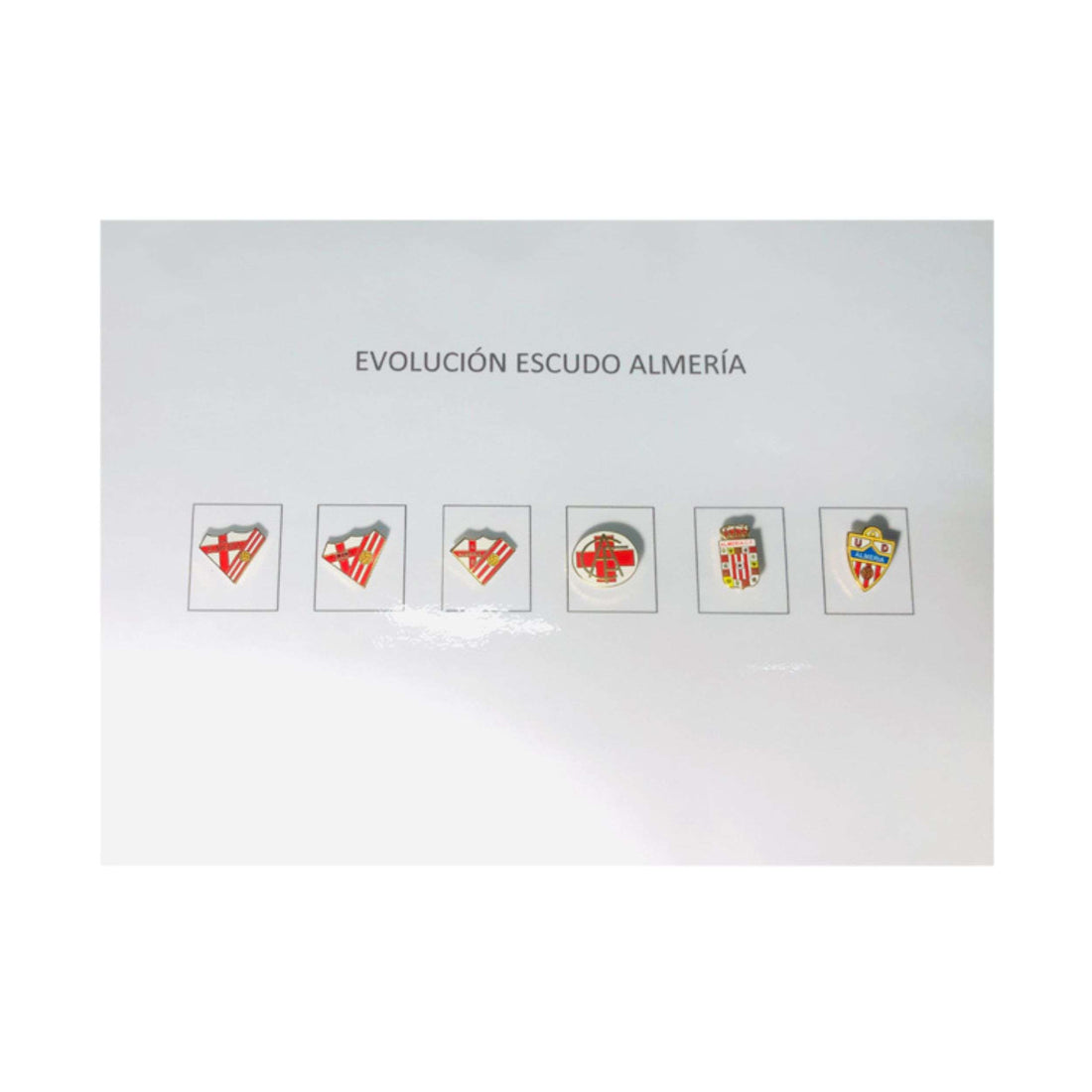 Pins - Futebol Evolução Almeria - Espanha