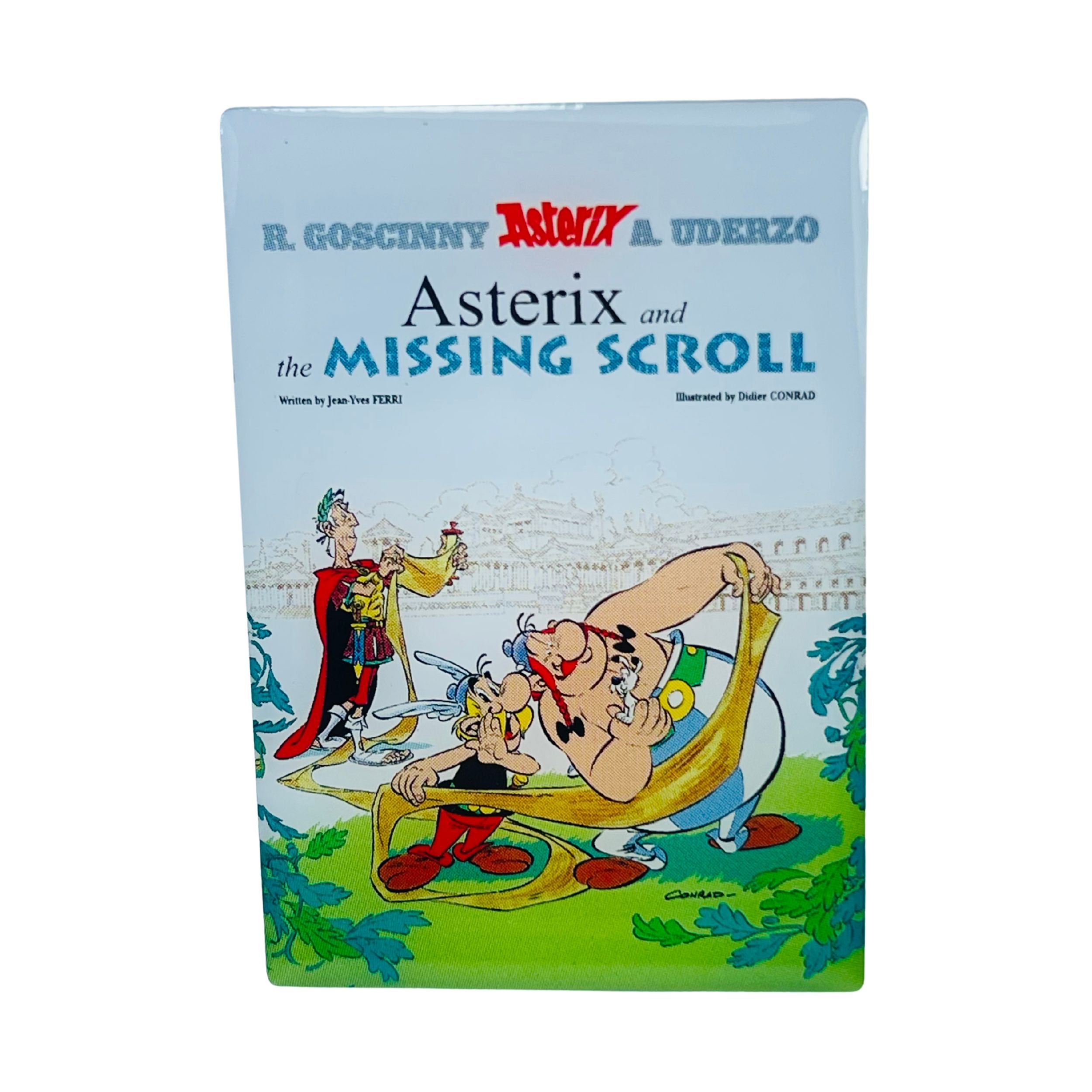 PIN © 36 - Asterix and the Missing Scroll - Portada Comic - Inglés - A#516