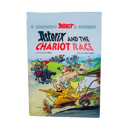 PIN © 37 - Asterix and the Chariot Race - Portada Comic - Inglés - A#517